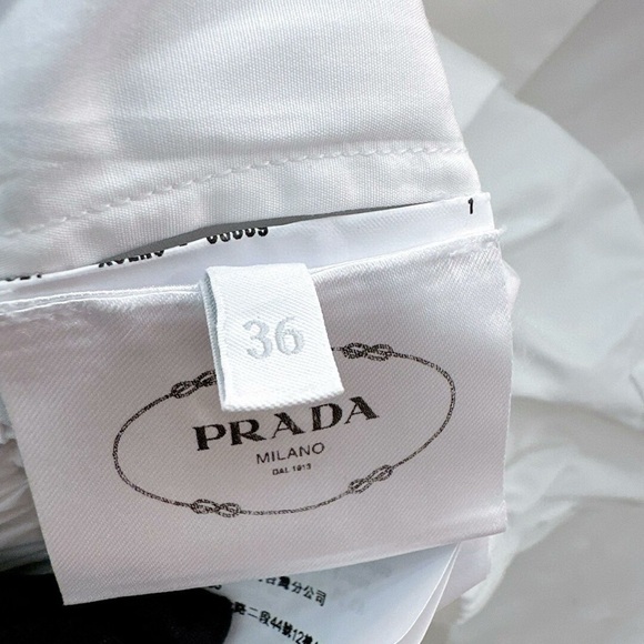 🚩steal authentic Prada White Cropped Bomber-Style Jacket - Picture 9 of 10
